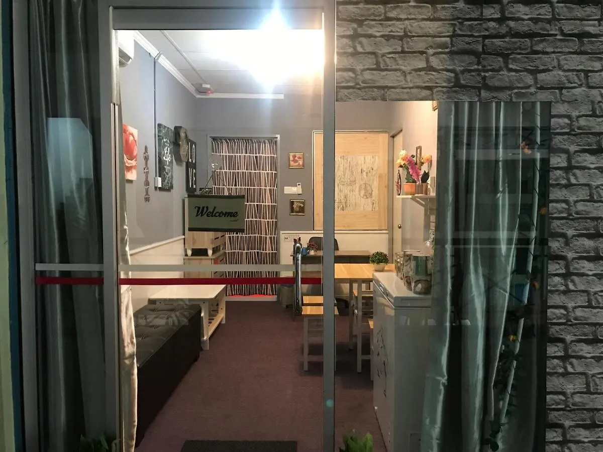 Nusantara Mattwaddien Hostel Kota Kinabalu