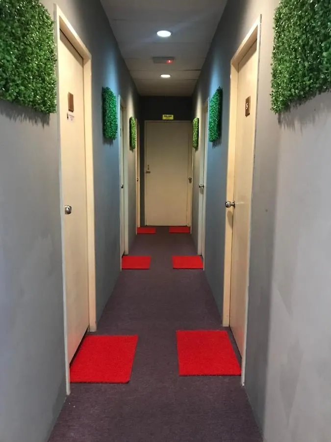 Nusantara Mattwaddien Hostel Kota Kinabalu Malaysia